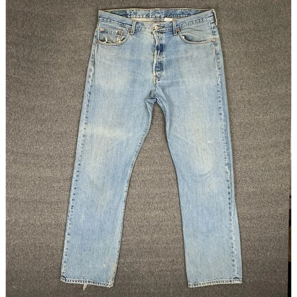 Vintage Levis 501 Jeans Mens 38x34 Blue Denim Western Button Fly Whisker Y2K - Picture 1 of 11